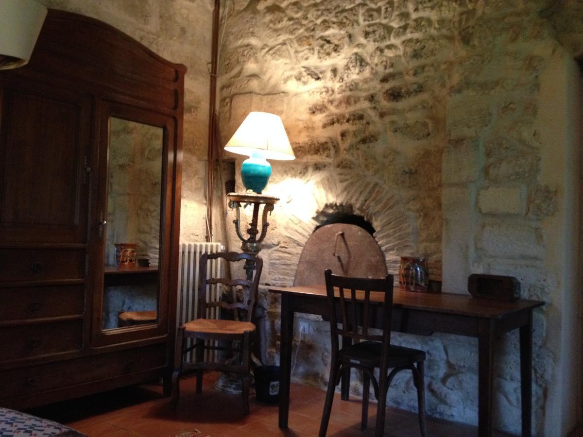 Bed and Breakfast La Maison De Papassus à Montpeyroux  Chambre photo