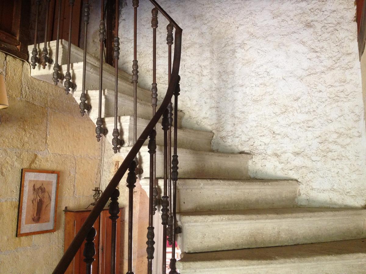 Bed and Breakfast La Maison De Papassus à Montpeyroux  Extérieur photo